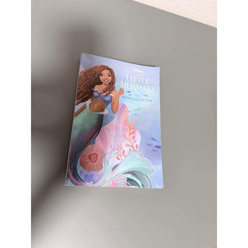 The Little Mermaid Live Action Novelization - Paperback Book‎